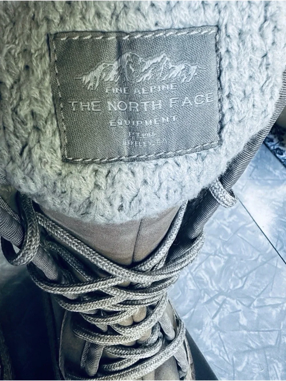The North Face Shellista Lace Luxe Boots Womens 8 Waterproof Winter Snow Taupe